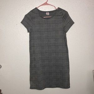 checkered dress, never worn!